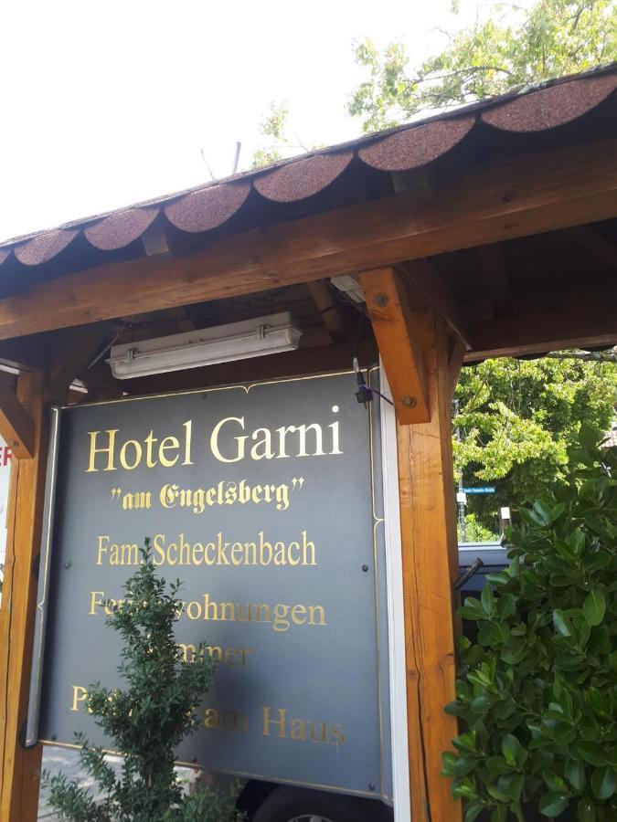 Hotel Pension Am Engelsberg Sommerach Kültér fotó
